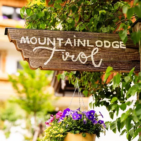 Mountainlodge Tirol 公寓 贝旺