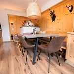 Mountainlodge Tirol * Berwang
