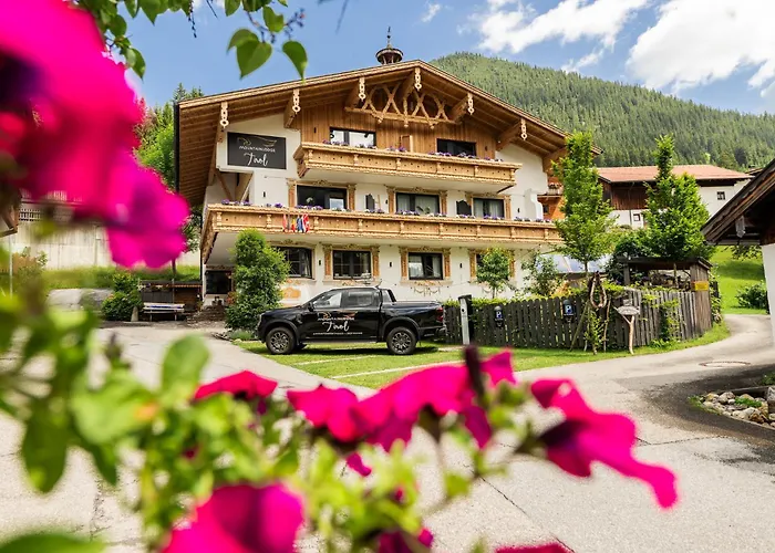 Mountainlodge Tirol Lägenhet *