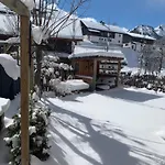 Mountainlodge Tirol بيروانغ