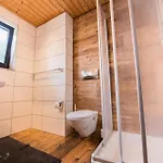 Mountainlodge Tirol شقة بيروانغ