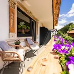 Mountainlodge Tirol * بيروانغ